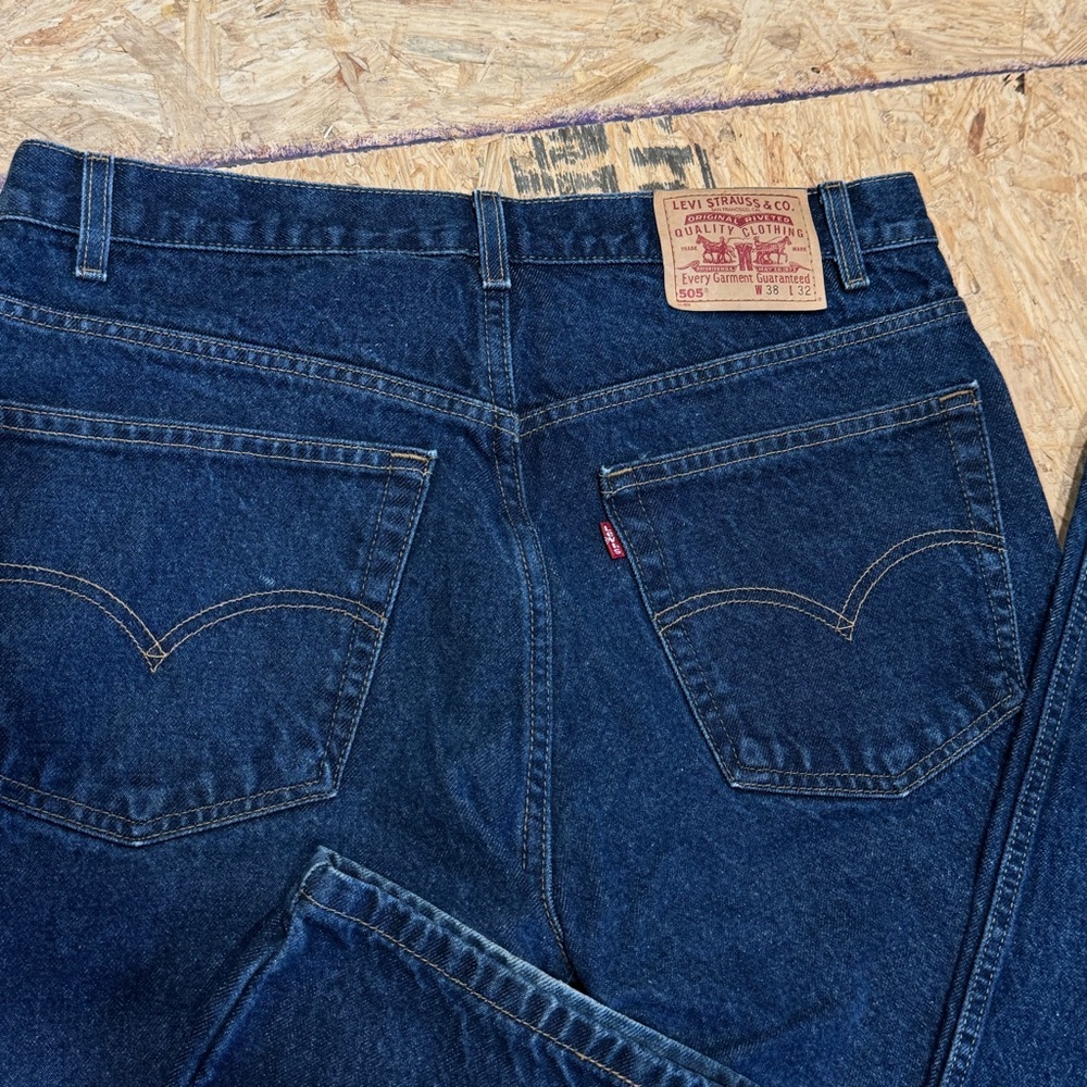 VTG Y2K Levis 505 Dark Wash Denim Straight Leg Jeans Western 38x32 Reg 36" Waist
